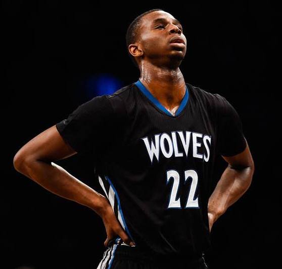 雷迪克称球队仅两场全员健康，28战用17套首发（雷迪克：球队仅两场人员齐整，28场比赛更换17套首发）