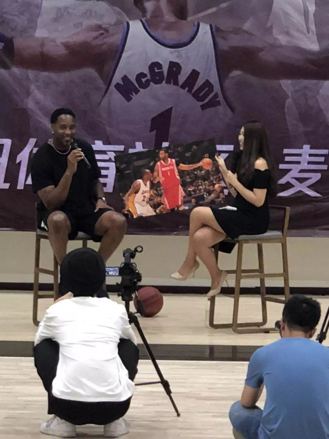 考察梯队小将，浙江队主帅卡内达现场观战浙江全运会比赛（浙江队主帅卡内达现身全运会赛场考察梯队新星）