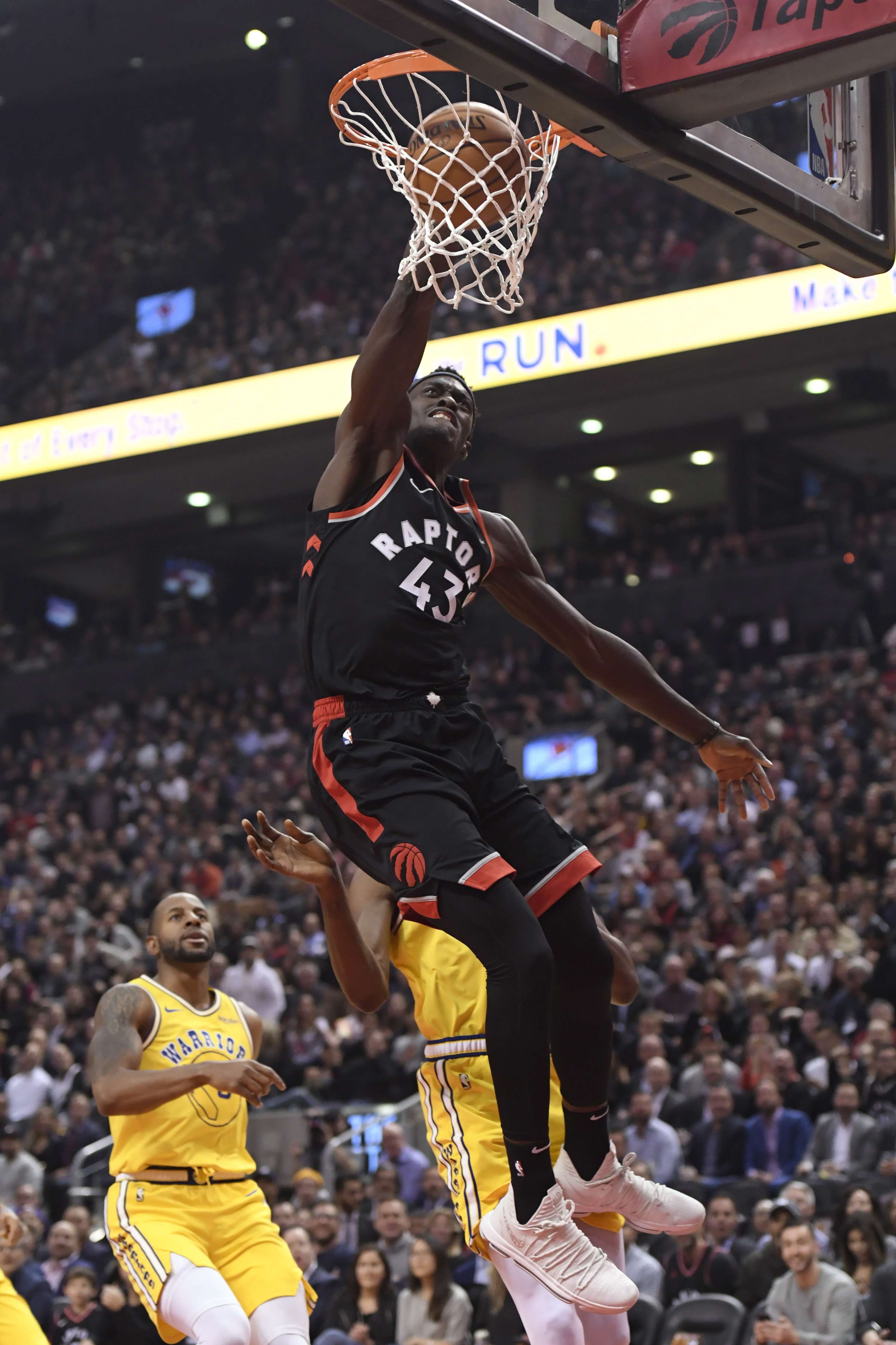 图片报：维拉有意奥蓬达，但他最近没向RB莱比锡提出离队请求（图片报：阿斯顿维拉有意奥蓬达，球员近期未向RB莱比锡提交离队申请）