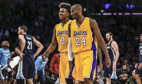 米兰小将博尔萨尼：和一线队球员同场竞技的感觉棒极了（米兰新星博尔萨尼：与一线队并肩作战，感觉太过瘾了）