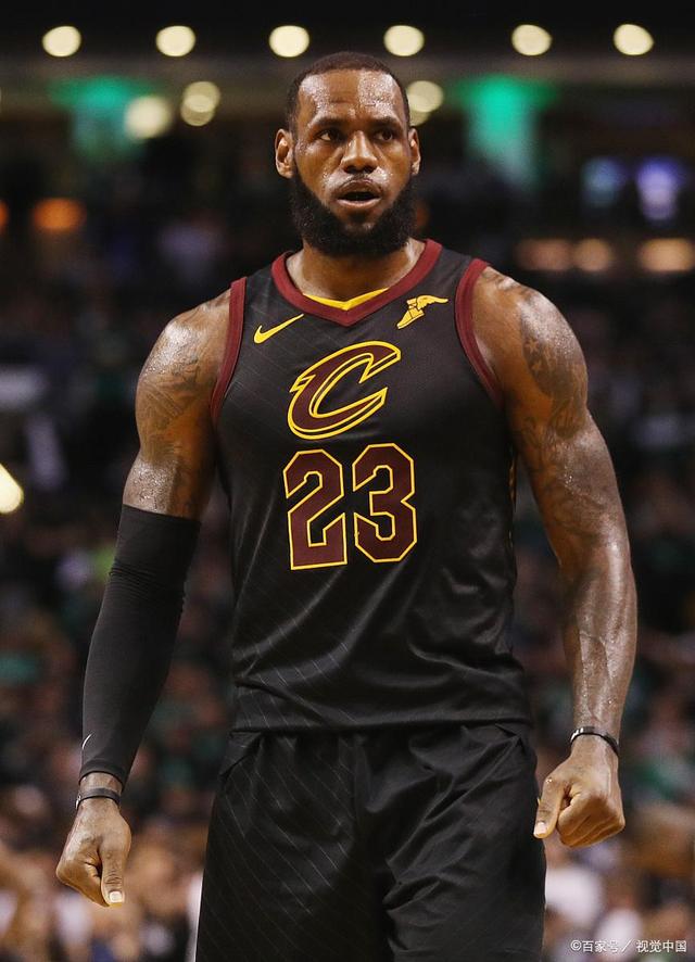 “苏超”最会踢点球的球队，泰州队经历三场点球大战最终夺冠（“苏超”点球之王：泰州队三场点球大战后捧杯）