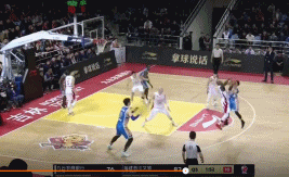 右翼