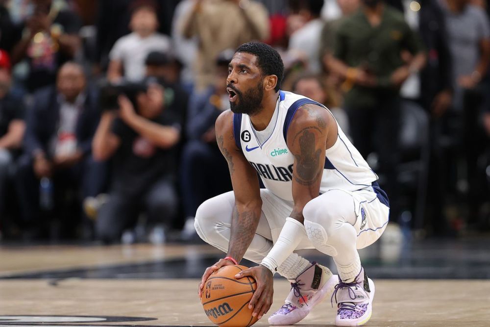 斯基拉：伊卡尔迪未来尚未确定，加拉塔萨雷计划与其商讨续约（斯基拉：伊卡尔迪去留未定，加拉塔萨雷将与其洽谈续约）